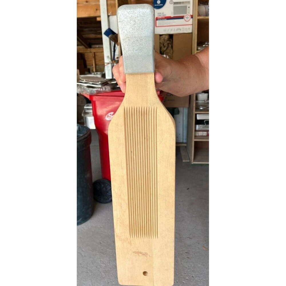 Vintage Solid Wooden Fish Scale Cleaning Board With Heavy Steel Clamp New 23"